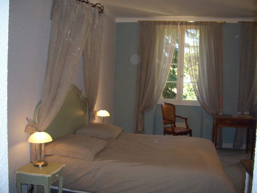 Bed and Breakfast Le Platane Lafrancaise Экстерьер фото